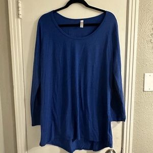 Lularoe blue women’s long sleeve shirt size 2XL